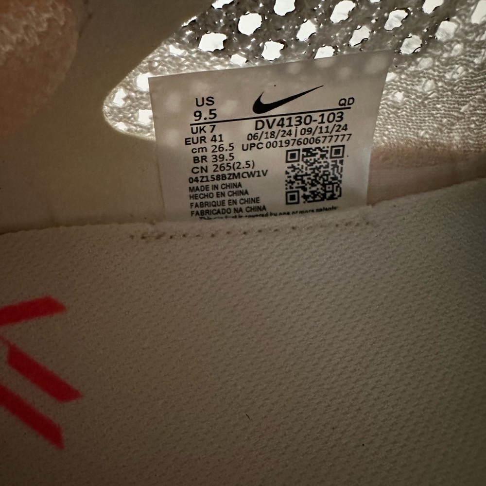 Nike ZoomX Vaporfly Next% 3 Guava Running Athletic Shoes DV4130 Women’s Size 9.5 - Picture 8 of 8